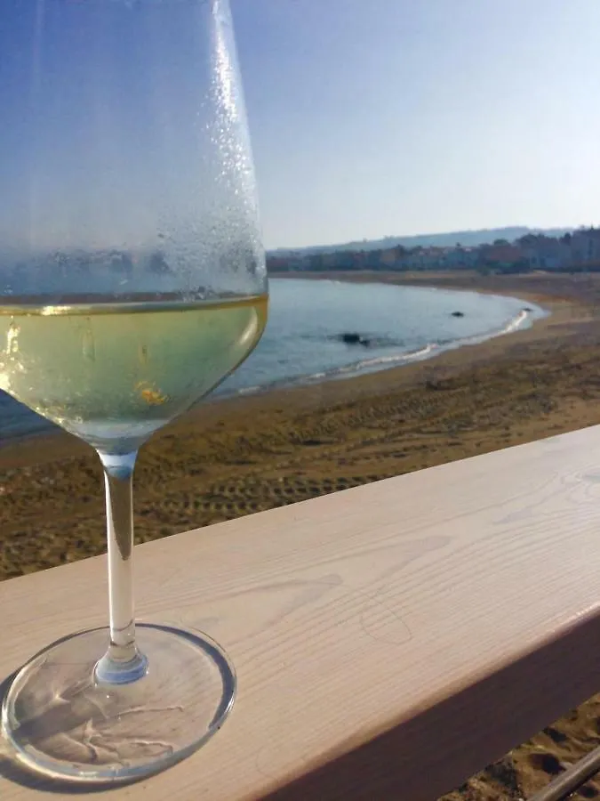 3 Storey Townhouse - Costa Del Sol Bahia de Casares 0*,  إسبانيا